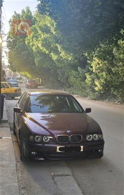 بی ئێم دەبڵیو سیریەس 5